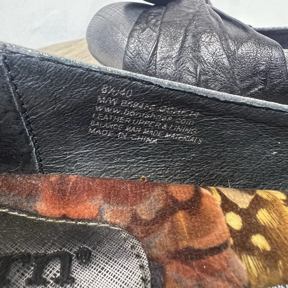 Born Ballet Flats Women’s Silver Black Leather Casual Bow Slip On Shoes Sz 8.5 - Picture 9 of 10